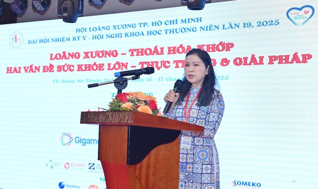 Loãng xương và thoái hóa khớp - 2 thách thức lớn đối với sức khỏe người cao tuổi- Ảnh 1. Loãng xương và thoái hóa khớp - 2 thách thức lớn đối với sức khỏe người cao tuổi- Ảnh 1.