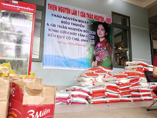 Thảo Nguyên Bolero: giọng ca trữ tình tỏa sáng cùng trái tim nhân ái- Ảnh 3. Thảo Nguyên Bolero: giọng ca trữ tình tỏa sáng cùng trái tim nhân ái- Ảnh 3.