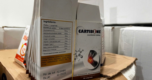 Cận cảnh một số sản phẩm trong đường dây sản xuất thực phẩm chức năng giả mới bị triệt phá- Ảnh 2. Cận cảnh một số sản phẩm trong đường dây sản xuất thực phẩm chức năng giả mới bị triệt phá- Ảnh 2.