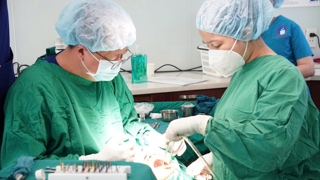 Bệnh viện Răng Hàm Mặt TW TPHCM tổ chức hội nghị khoa học quy mô lớn kỷ niệm 45 năm thành lập- Ảnh 2. Bệnh viện Răng Hàm Mặt TW TPHCM tổ chức hội nghị khoa học quy mô lớn kỷ niệm 45 năm thành lập- Ảnh 2.