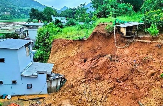 Thủ tướng chỉ đạo loạt biện pháp ứng phó với sạt lở đất, lũ quét ở các tỉnh phía Bắc- Ảnh 1.