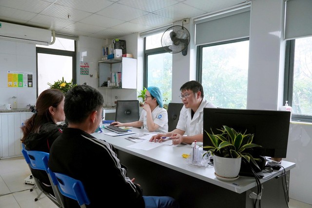 Tìm lại thiên chức làm mẹ nhờ khắc phục khuyết sẹo mổ đẻ cũ- Ảnh 2. Tìm lại thiên chức làm mẹ nhờ khắc phục khuyết sẹo mổ đẻ cũ- Ảnh 2.