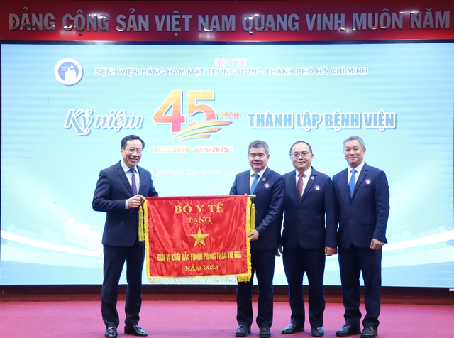 Bệnh viện Răng Hàm Mặt TW TPHCM: Điểm sáng của ngành Răng Hàm Mặt Việt Nam- Ảnh 2.