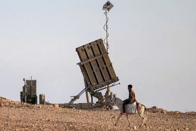 Israel 'vá' lỗ hổng Iron Dome bằng pháo cổ và vũ khí tương lai- Ảnh 1. Israel 'vá' lỗ hổng Iron Dome bằng pháo cổ và vũ khí tương lai- Ảnh 1.