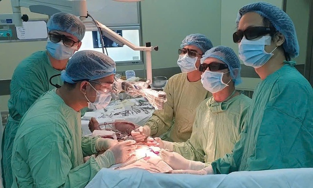Bước tiến mới trong ứng dụng công nghệ y học phẫu thuật tạo hình, điều trị bỏng - Ảnh 2. Bước tiến mới trong ứng dụng công nghệ y học phẫu thuật tạo hình, điều trị bỏng - Ảnh 2.