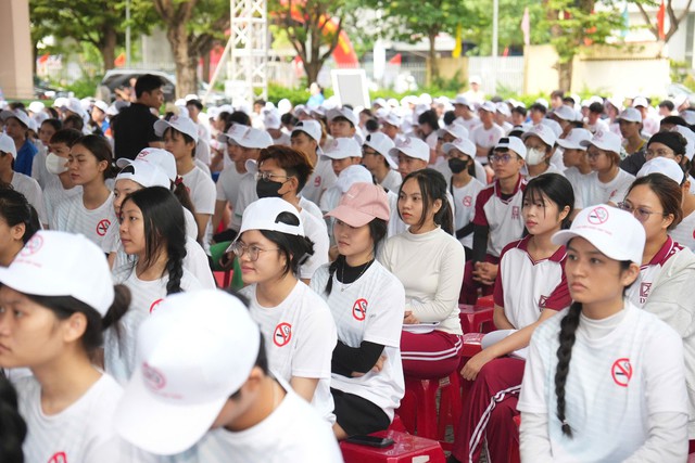 Bảo vệ giới trẻ khỏi chất độc gây ra cái chết của 8 triệu người mỗi năm- Ảnh 4. Bảo vệ giới trẻ khỏi chất độc gây ra cái chết của 8 triệu người mỗi năm- Ảnh 4.