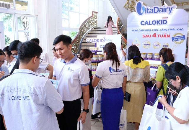 VitaDairy đồng hành cùng bệnh viện Nhi đồng Cần Thơ tổ chức Hội nghị Khoa học Nhi khoa- Ảnh 2. VitaDairy đồng hành cùng bệnh viện Nhi đồng Cần Thơ tổ chức Hội nghị Khoa học Nhi khoa- Ảnh 2.