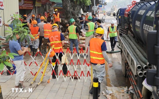 Hà Nội: Hiện tượng bùn trào trong thi công đường sắt đô thị đã được kiểm soát- Ảnh 1. Hà Nội: Hiện tượng bùn trào trong thi công đường sắt đô thị đã được kiểm soát- Ảnh 1.