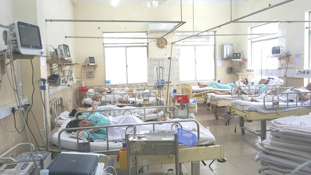 COVID-19 ở TPHCM tăng, người dân không nên hoang mang, cần phòng bệnh theo khuyến cáo của Bộ Y tế- Ảnh 2. COVID-19 ở TPHCM tăng, người dân không nên hoang mang, cần phòng bệnh theo khuyến cáo của Bộ Y tế- Ảnh 2.