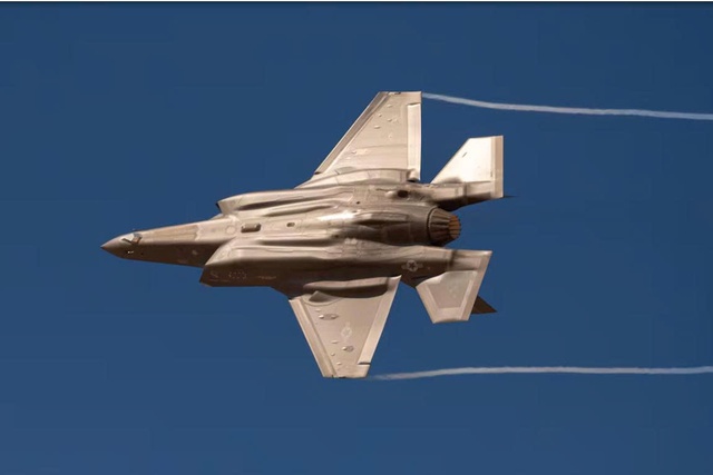 Mỹ hé lộ kế hoạch biến F-35 thành máy bay không người lái- Ảnh 1. Mỹ hé lộ kế hoạch biến F-35 thành máy bay không người lái- Ảnh 1.