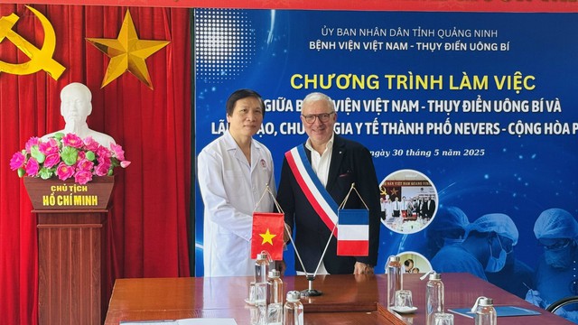 Hợp tác y tế Việt – Pháp: 7 năm gắn bó chuyển giao phát triển kỹ thuật chuyên sâu- Ảnh 2. Hợp tác y tế Việt – Pháp: 7 năm gắn bó chuyển giao phát triển kỹ thuật chuyên sâu- Ảnh 2.