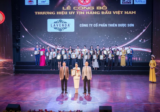Lavenda có mặt trong danh sách 'Top 10 thương hiệu uy tín hàng đầu Việt Nam 2024'- Ảnh 1. Lavenda có mặt trong danh sách 'Top 10 thương hiệu uy tín hàng đầu Việt Nam 2024'- Ảnh 1.