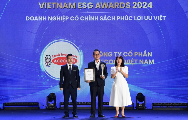Acecook Việt Nam được vinh danh tại Vietnam ESG Awards 2024 với chính sách phúc lợi ưu việt- Ảnh 1. Acecook Việt Nam được vinh danh tại Vietnam ESG Awards 2024 với chính sách phúc lợi ưu việt- Ảnh 1.