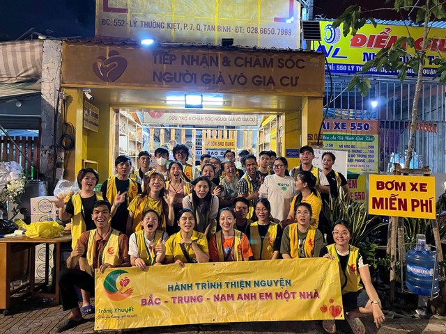 Vầng Trăng Khuyết – nơi người trẻ học cách sống bằng lòng nhân ái- Ảnh 1. Vầng Trăng Khuyết – nơi người trẻ học cách sống bằng lòng nhân ái- Ảnh 1.