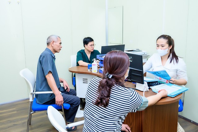 Dinh dưỡng khoa học – 'tấm vé sức khỏe' cho người cao tuổi- Ảnh 3. Dinh dưỡng khoa học – 'tấm vé sức khỏe' cho người cao tuổi- Ảnh 3.