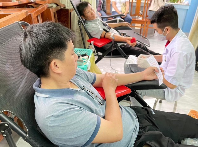 Đảm bảo ngân hàng máu để cấp cứu, điều trị cho bệnh nhân- Ảnh 3. Đảm bảo ngân hàng máu để cấp cứu, điều trị cho bệnh nhân- Ảnh 3.