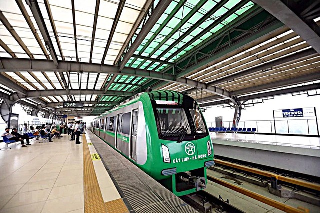 Hà Nội Metro nói gì về việc 'cấm' xe đạp gấp gắn pin lithium lên tàu?- Ảnh 2.
