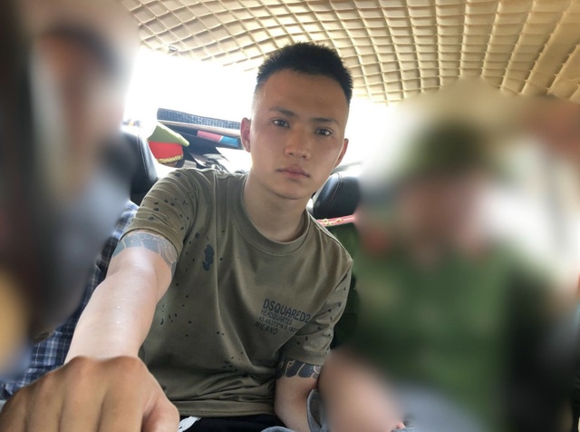 Bắt kẻ giết người sau gần 15 tiếng lẩn trốn- Ảnh 1. Bắt kẻ giết người sau gần 15 tiếng lẩn trốn- Ảnh 1.