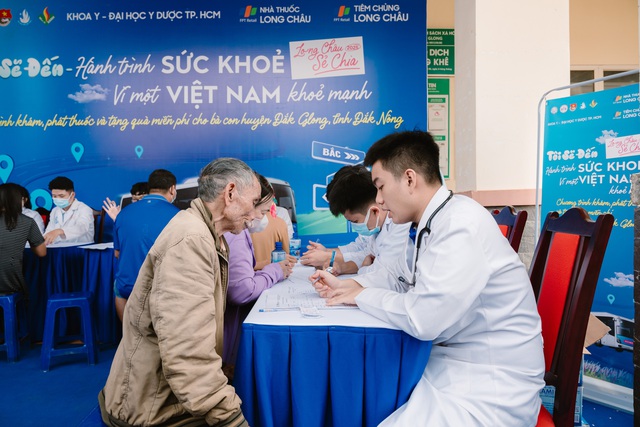 Long Châu sẻ chia – Hành trình sức khoẻ, vì một Việt Nam khỏe mạnh- Ảnh 3. Long Châu sẻ chia – Hành trình sức khoẻ, vì một Việt Nam khỏe mạnh- Ảnh 3.