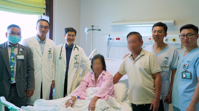 Chạy chữa bệnh phổi từ Singapore đến Thái Lan không khỏi, bệnh nhân sang Việt Nam và kết quả hơn mong đợi- Ảnh 1. Chạy chữa bệnh phổi từ Singapore đến Thái Lan không khỏi, bệnh nhân sang Việt Nam và kết quả hơn mong đợi- Ảnh 1.