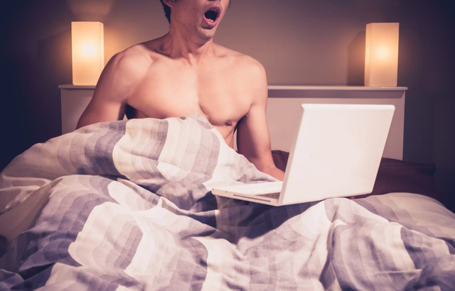 Có vợ nhưng vẫn thường xuyên xem phim sex, thủ dâm- Ảnh 1. Có vợ nhưng vẫn thường xuyên xem phim sex, thủ dâm- Ảnh 1.