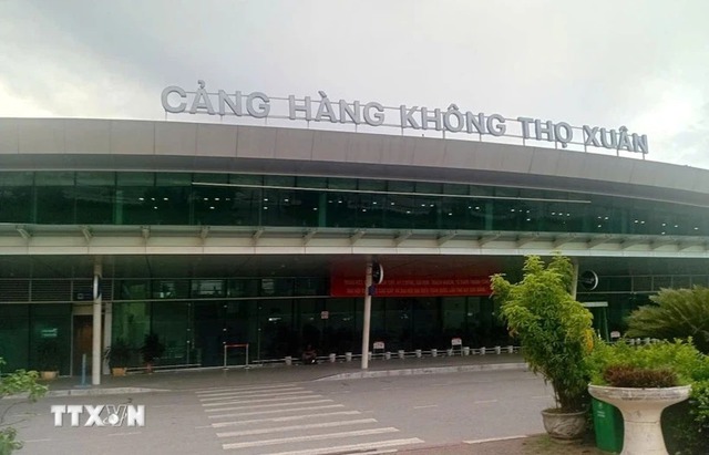 Liên tiếp xuất hiện vật thể lạ, sân bay Thọ Xuân tạm dừng khai thác trong 12 giờ- Ảnh 1. Liên tiếp xuất hiện vật thể lạ, sân bay Thọ Xuân tạm dừng khai thác trong 12 giờ- Ảnh 1.