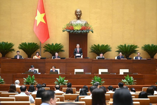 Quốc hội chính thức thông qua Luật Tổ chức chính quyền địa phương (sửa đổi)- Ảnh 1. Quốc hội chính thức thông qua Luật Tổ chức chính quyền địa phương (sửa đổi)- Ảnh 1.