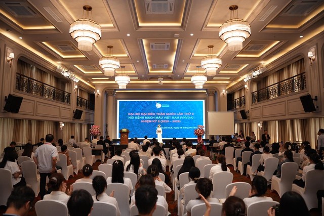 Ra mắt Chi hội Bệnh Tĩnh mạch Việt Nam – 'Bài toán' suy giãn tĩnh mạch trong cộng đồng được quan tâm xứng đáng- Ảnh 1. Ra mắt Chi hội Bệnh Tĩnh mạch Việt Nam – 'Bài toán' suy giãn tĩnh mạch trong cộng đồng được quan tâm xứng đáng- Ảnh 1.
