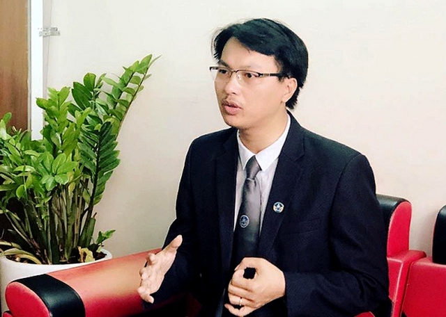 Vụ hai người bị 'móc túi' gần 5 triệu đồng cho 1 chuyến taxi: Điều khiến Luật sư bất bình và cảnh báo dấu hiệu tội phạm- Ảnh 1. Vụ hai người bị 'móc túi' gần 5 triệu đồng cho 1 chuyến taxi: Điều khiến Luật sư bất bình và cảnh báo dấu hiệu tội phạm- Ảnh 1.
