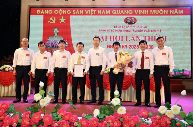 Ban Chấp hành Đảng bộ bộ phận nhiệm kỳ 2025-2030 gồm 7 đồng chí. Đồng chí Chu Trọng Trang tiếp tục được tín nhiệm giữ chức vụ Bí thư; đồng chí Hoàng Quốc Kiều giữ chức vụ Phó Bí thư. Ban Chấp hành Đảng bộ bộ phận nhiệm kỳ 2025-2030 gồm 7 đồng chí. Đồng chí Chu Trọng Trang tiếp tục được tín nhiệm giữ chức vụ Bí thư; đồng chí Hoàng Quốc Kiều giữ chức vụ Phó Bí thư.