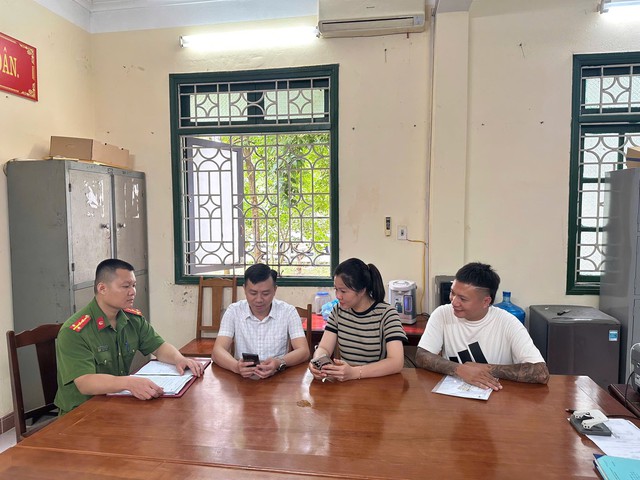 Người đàn ông bất ngờ nhận được gần 500 triệu đồng từ tài khoản lạ- Ảnh 1. Người đàn ông bất ngờ nhận được gần 500 triệu đồng từ tài khoản lạ- Ảnh 1.