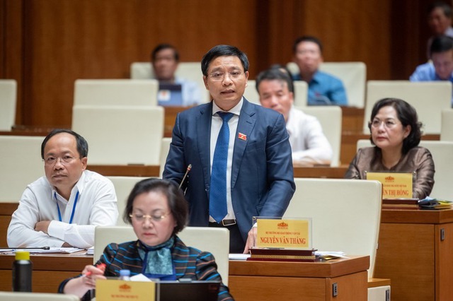 Hôm nay, 2 tư lệnh ngành tài chính và giáo dục ngồi 'ghế nóng' trả lời chất vấn ĐBQH- Ảnh 1. Hôm nay, 2 tư lệnh ngành tài chính và giáo dục ngồi 'ghế nóng' trả lời chất vấn ĐBQH- Ảnh 1.