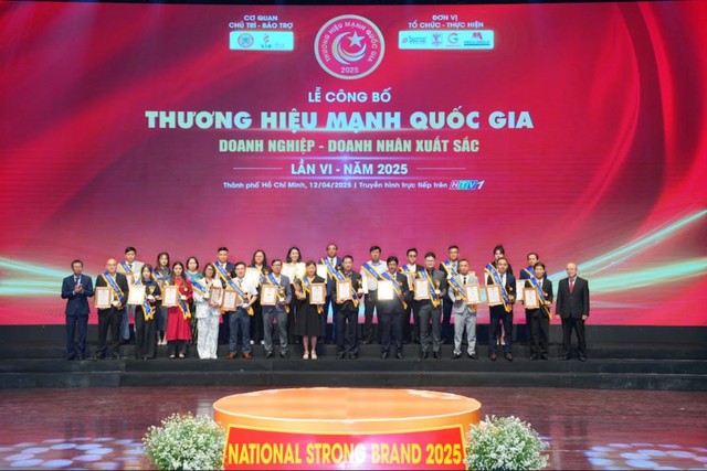 Foellie vinh dự đạt giải 'Thương hiệu mạnh Quốc gia' 2025- Ảnh 1. Foellie vinh dự đạt giải 'Thương hiệu mạnh Quốc gia' 2025- Ảnh 1.