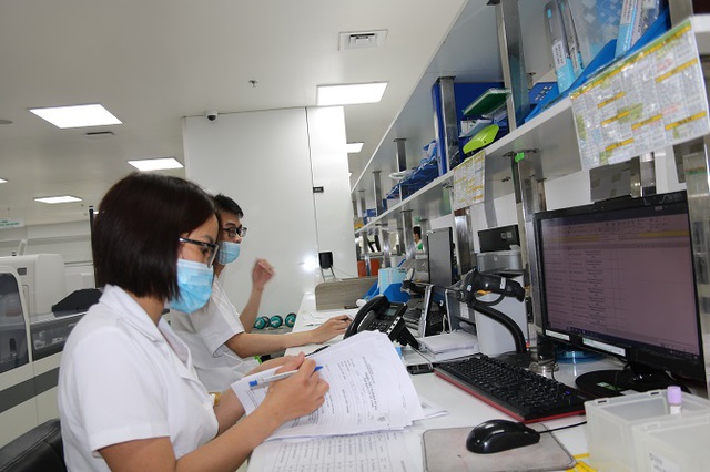 Sở Y tế Hà Nội: Cải cách hành chính là trọng tâm, xuyên suốt, tập trung đẩy mạnh chuyển đổi số- Ảnh 1.
