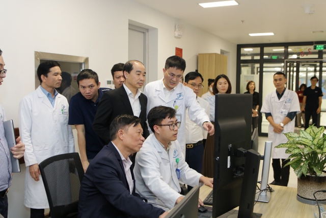 Sở Y tế Hà Nội: Cải cách hành chính là trọng tâm, xuyên suốt, tập trung đẩy mạnh chuyển đổi số- Ảnh 2.