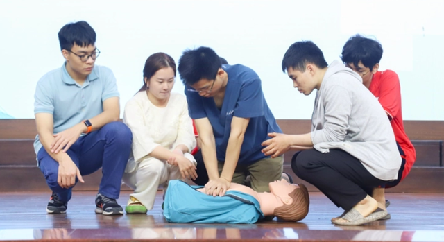 Danh sách các trường đại học tuyển ngành Y khoa có xét tuyển tổ hợp tiếng Anh- Ảnh 1. Danh sách các trường đại học tuyển ngành Y khoa có xét tuyển tổ hợp tiếng Anh- Ảnh 1.