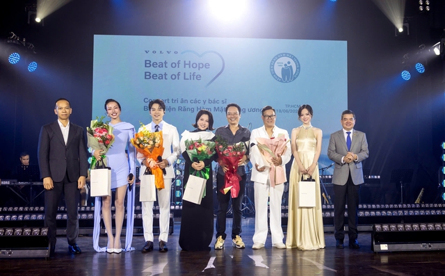 Vinh danh nhạc sĩ - bác sĩ Nguyễn Ngọc Thiện tại Đêm nhạc Vinh danh nhạc sĩ - bác sĩ Nguyễn Ngọc Thiện tại Đêm nhạc