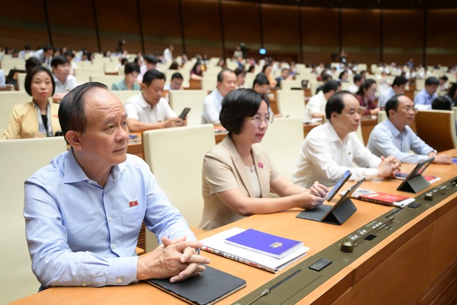 Hôm nay, Quốc hộ thông qua nhiều luật quan trọng- Ảnh 1.