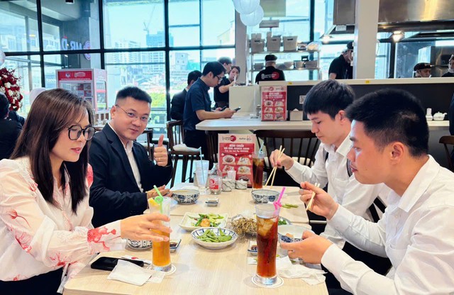 Acecook Việt Nam khai trương nhà hàng Japanese Dining (La La La) tại AEON Mall Xuân Thủy, Hà Nội- Ảnh 2. Acecook Việt Nam khai trương nhà hàng Japanese Dining (La La La) tại AEON Mall Xuân Thủy, Hà Nội- Ảnh 2.