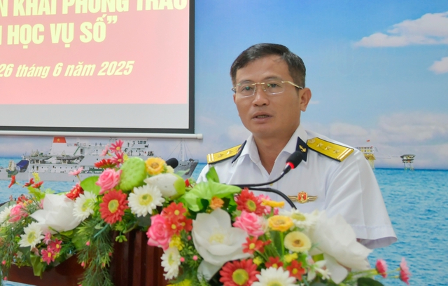 Vùng 4 Hải quân phát động phong trào 'Bình dân học vụ số'- Ảnh 3. Vùng 4 Hải quân phát động phong trào 'Bình dân học vụ số'- Ảnh 3.