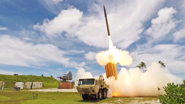 Hệ thống THAAD 'lộ' điểm yếu trước mưa tên lửa Iran- Ảnh 1. Hệ thống THAAD 'lộ' điểm yếu trước mưa tên lửa Iran- Ảnh 1.
