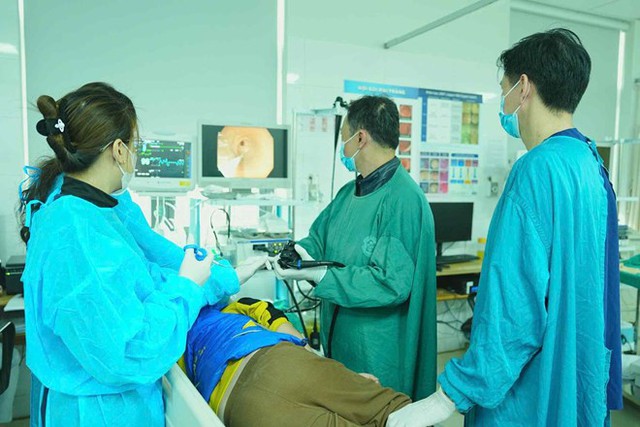 Đẩy mạnh ứng dụng AI, xây dựng hệ thống y tế hiện đại, thông minh, lấy người dân làm trung tâm- Ảnh 1. Đẩy mạnh ứng dụng AI, xây dựng hệ thống y tế hiện đại, thông minh, lấy người dân làm trung tâm- Ảnh 1.