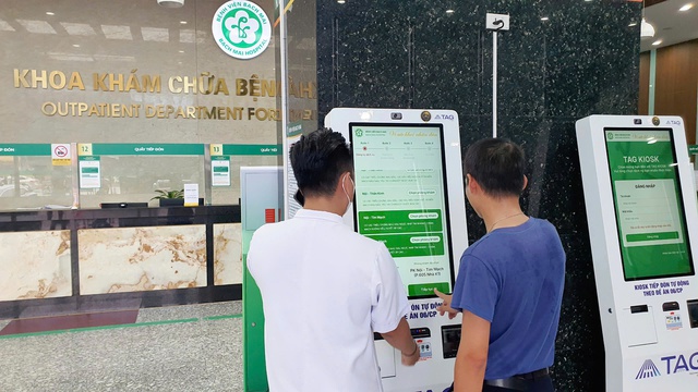 Hàng loạt lợi ích khi triển khai bệnh án điện tử tại bệnh viện- Ảnh 2. Hàng loạt lợi ích khi triển khai bệnh án điện tử tại bệnh viện- Ảnh 2.