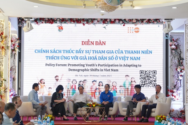 56% đồng bào dân tộc thiểu số và miền núi đăng ký khai sinh muộn cho trẻ- Ảnh 2. 56% đồng bào dân tộc thiểu số và miền núi đăng ký khai sinh muộn cho trẻ- Ảnh 2.