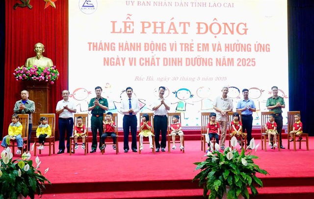 Lào Cai: Phát động Tháng hành động vì trẻ em và hưởng ứng Ngày vi chất dinh dưỡng năm 2025- Ảnh 1.