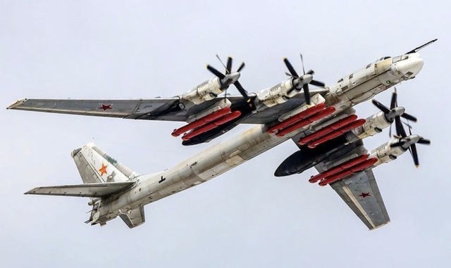 Nga thay đổi chiến lược không quân tầm xa sau đòn tập kích của Ukraine vào Tu-95?- Ảnh 1.
