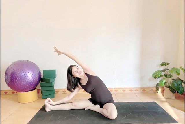Các bài tập giúp bà bầu giữ sức khỏe và tinh thần thoải mái- Ảnh 2.