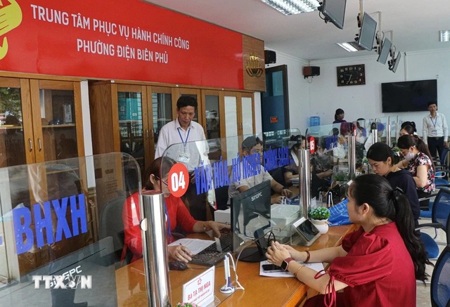 Từ 1/7, giảm 50% nhiều loại phí hỗ trợ người dân, doanh nghiệp đến hết 2026- Ảnh 1. Từ 1/7, giảm 50% nhiều loại phí hỗ trợ người dân, doanh nghiệp đến hết 2026- Ảnh 1.
