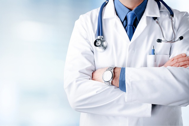 Đề xuất chế độ phụ cấp ưu đãi theo nghề đối với viên chức, người lao động công tác tại các cơ sở y tế công lập- Ảnh 1.