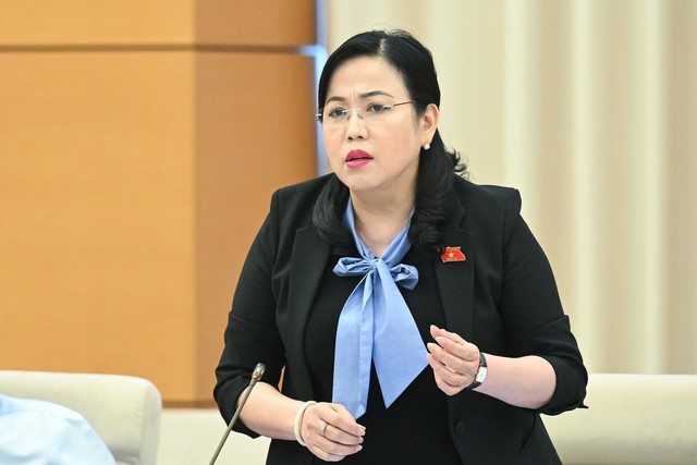ĐBQH sử dụng trang phục có logo doanh nghiệp không được xem là hoạt động quảng cáo- Ảnh 3. ĐBQH sử dụng trang phục có logo doanh nghiệp không được xem là hoạt động quảng cáo- Ảnh 3.